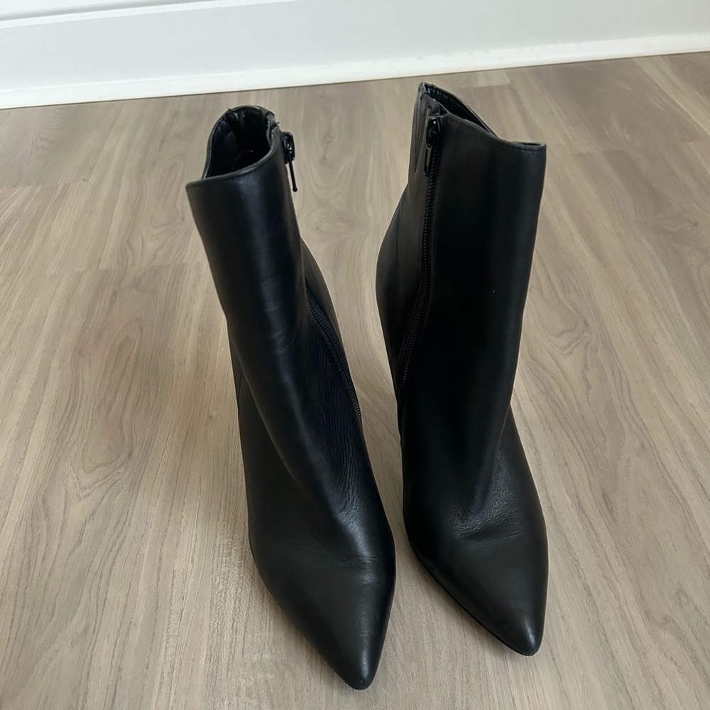 Aldo boots 8.5